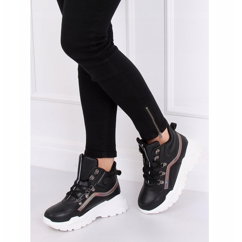 Schwarze Sportschuhe mit hohem Knöchel RB-3348 Black 1