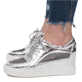 Adele Silber lackierte durchbrochene Sneakers grau 1
