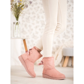 SHELOVET Rosa Mukluki auf der Plattform 2