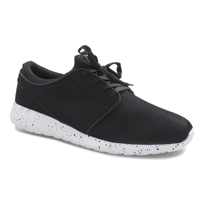 Schwarze Roshe Sportschuhe 1