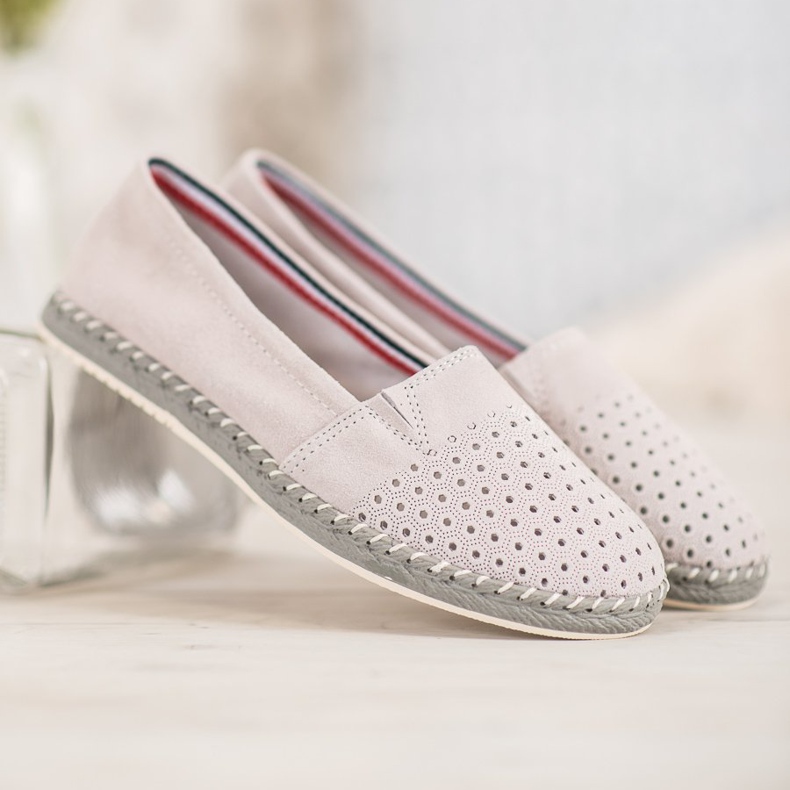 Goodin Durchbrochene Lederballerina grau 2