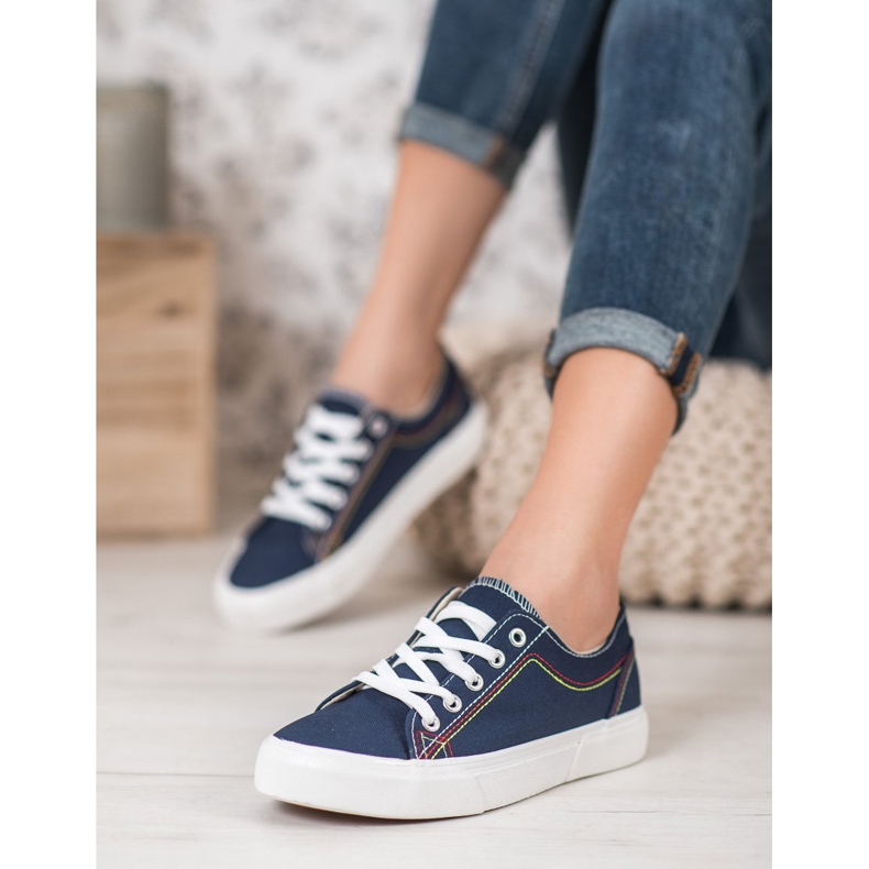 Kylie Marineblaue Turnschuhe 1