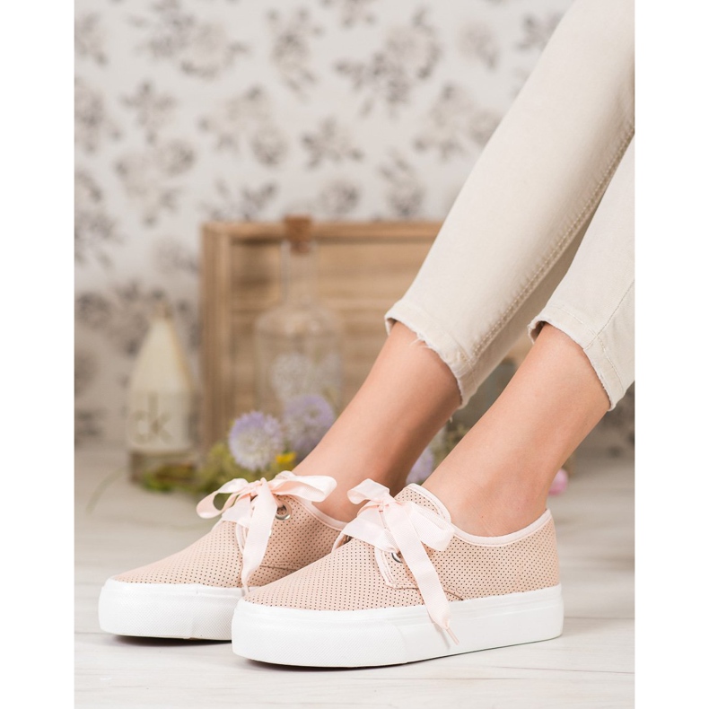 Kylie Turnschuhe mit einem Band gebunden braun 1