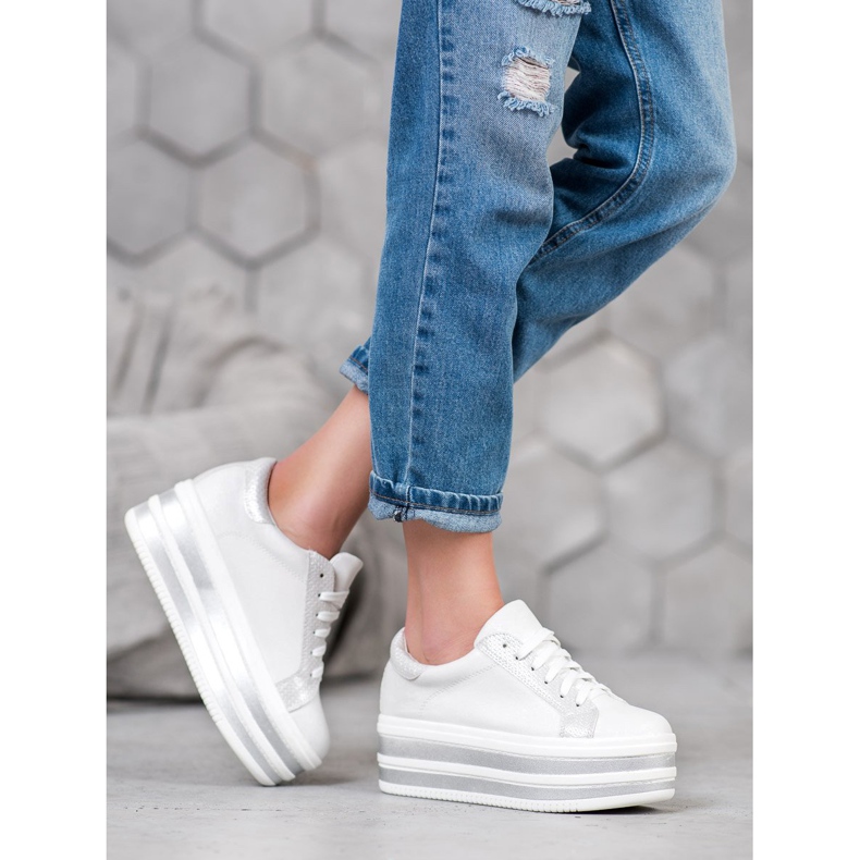 Seastar Sneakers auf der Fashion-Plattform weiß 1
