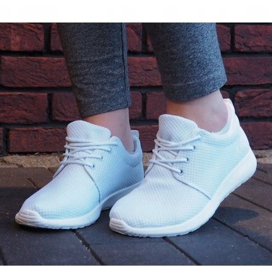 Sportschuhe D016 Weiß 1