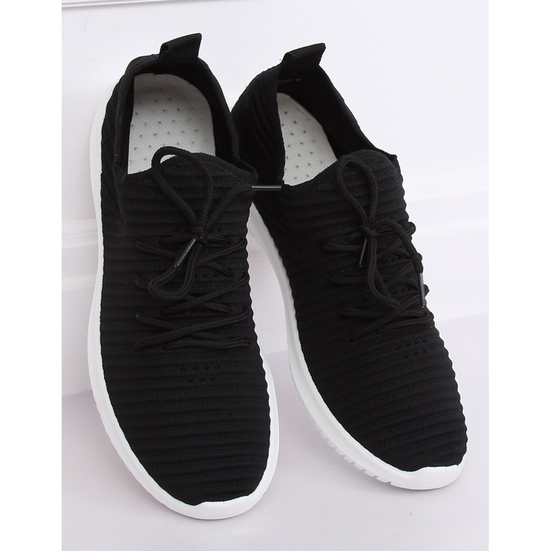 Schwarze Sportschuhe 7759-Y Schwarz 2
