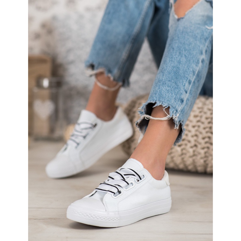 SHELOVET Bequeme Textil-Sneaker weiß 1