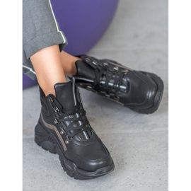 Queentina Warme Turnschuhe schwarz 1