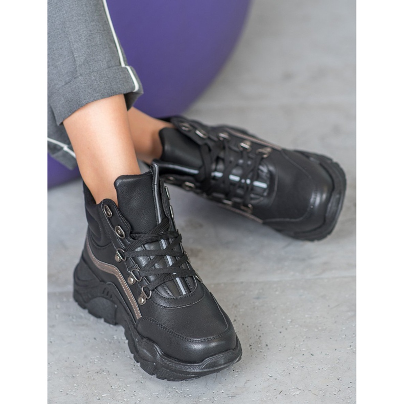 Queentina Warme Turnschuhe schwarz 1