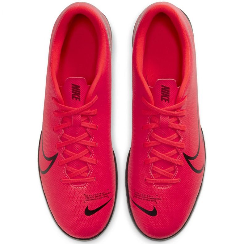 Hallenschuhe Nike Mercurial Vapor 13 Club Ic M AT7997-606 rot orangen und rottöne 1