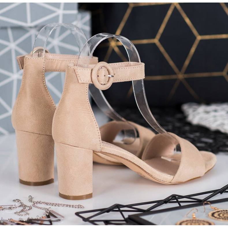 Evento Klassische Sandalen mit hohen Absätzen braun 1