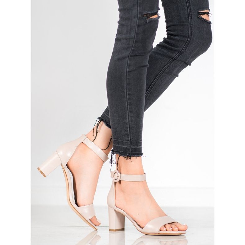 Evento Klassische Sandalen mit hohen Absätzen beige 1