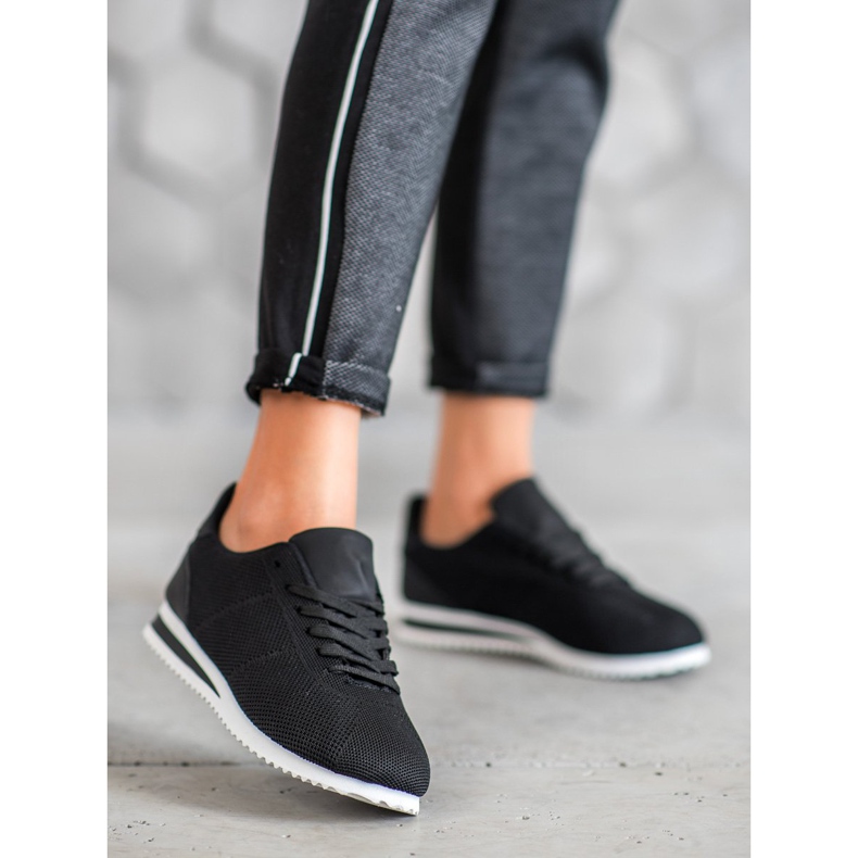 SHELOVET Gebundene Schuhe auf der Plattform schwarz 1