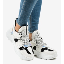 Weiße Sport-Sneaker K-505 1