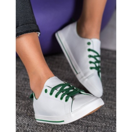 SHELOVET Bequeme Sneaker weiß 2