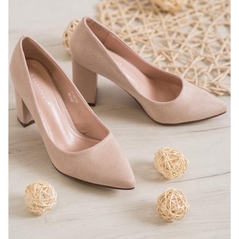 Ideal Shoes Beige Pumps auf High Heels 1