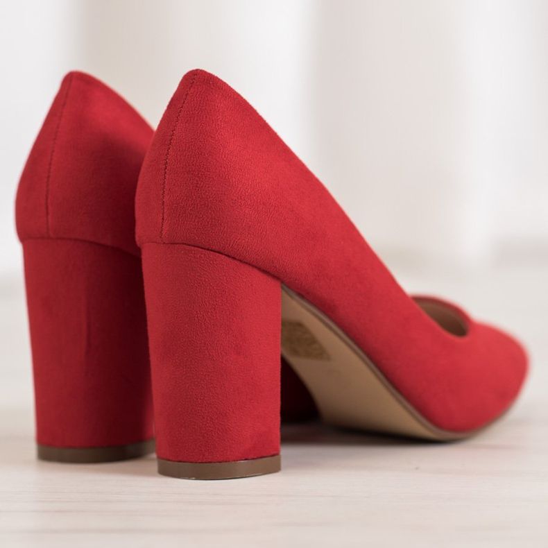 Ideal Shoes Rote Pumps auf High Heels 1
