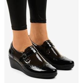 Schwarze Keilschuhe 7-9021 braun 1