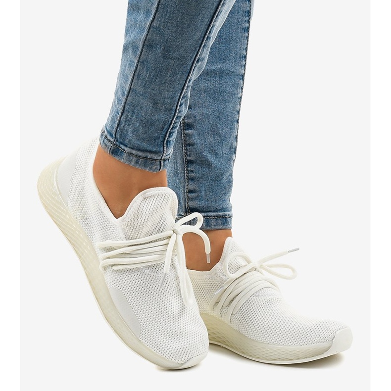 Weiße Damen Sportschuhe B-6851 1