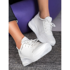 SHELOVET Gebundene Schuhe aus Öko-Leder weiß 2