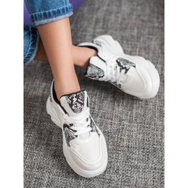 Weide Modische Sneakers aus Öko-Leder weiß 1