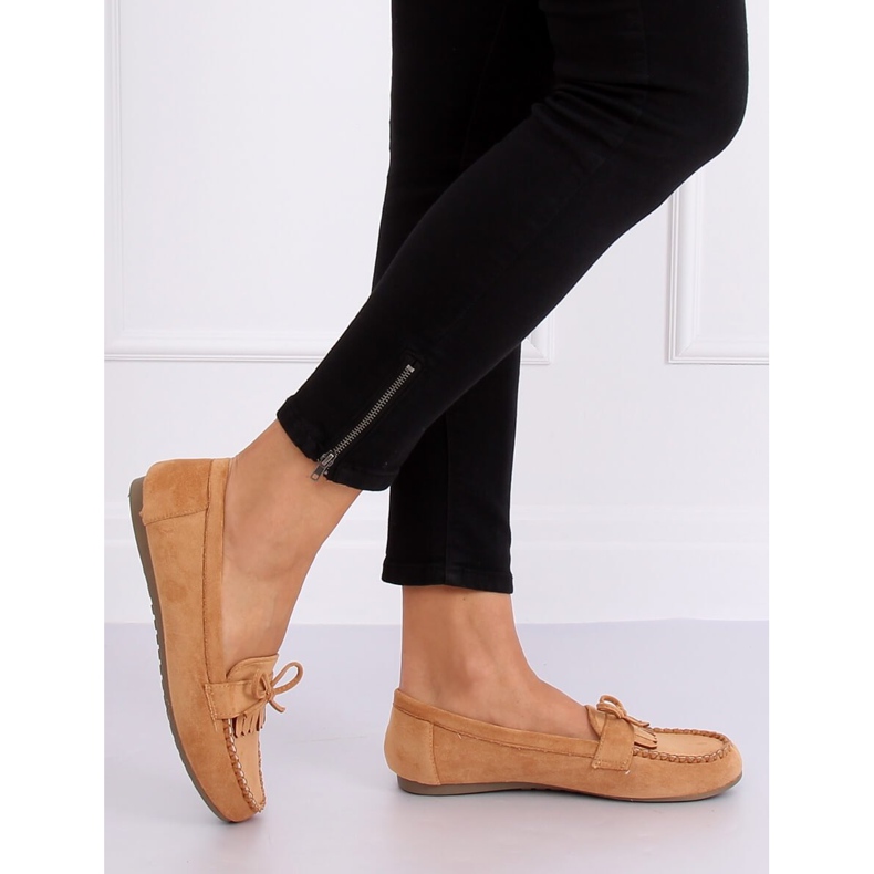 Klassische Damenmokassins camel 77-202 Camel braun 2