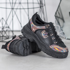 Weide Schwarze Schuhe mit Holo-Effekt 1