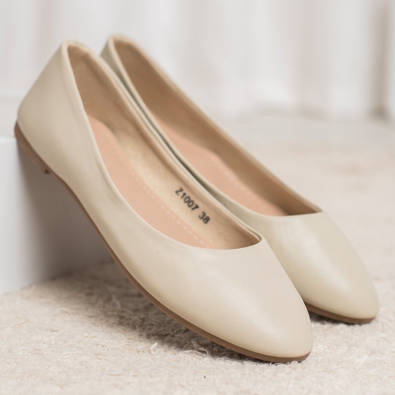 SHELOVET Klassische Ballerina aus Öko-Leder braun 2