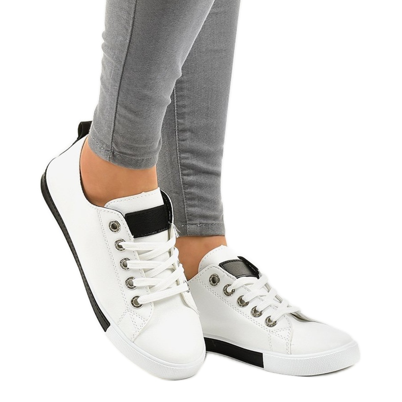 1016 weiße klassische Turnschuhe schwarz 2