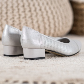 Goodin Durchbrochene Pumpen auf einer Säule grau 2