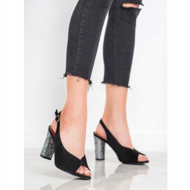 Goodin Sandalen mit dekorativem Absatz schwarz 2