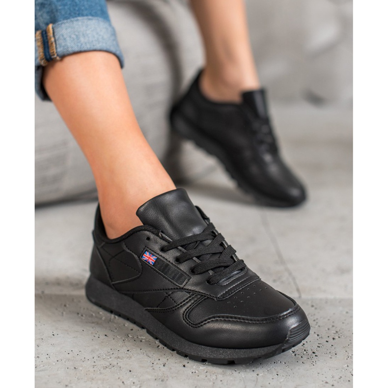 SHELOVET Gebundene Schuhe aus Öko-Leder schwarz 2