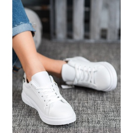 SHELOVET Sportschuhe mit dekorativem Reißverschluss weiß 2