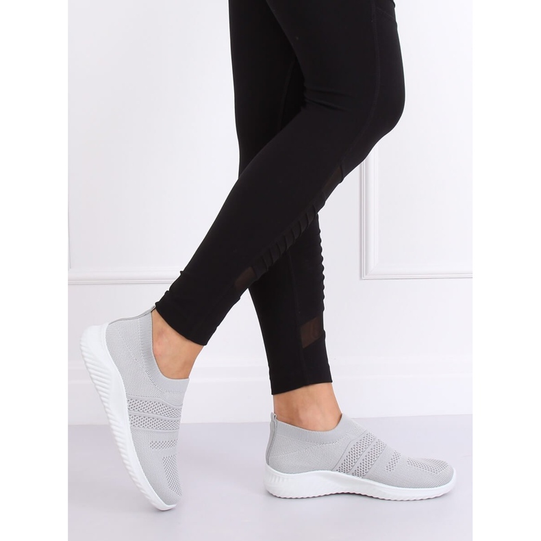 Grau NB331P Graue Sportschuhe 1