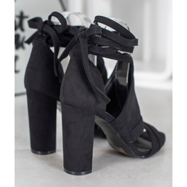 Seastar Gebundene Sandalen an einem Pfosten schwarz 1