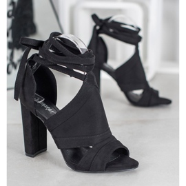 Seastar Gebundene Sandalen an einem Pfosten schwarz 2