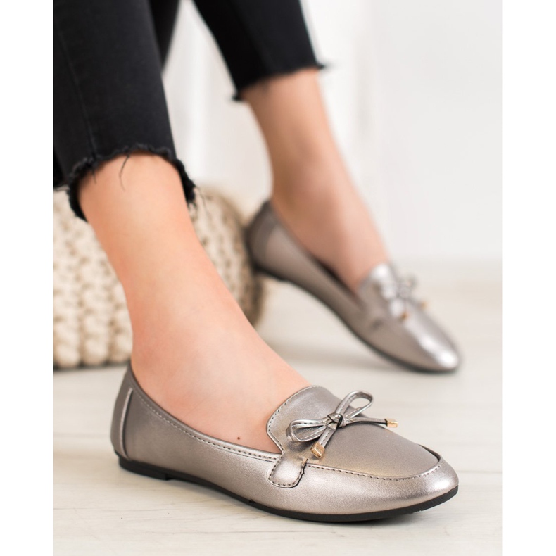 Clowse Elegante silberne Ballerinas grau 1