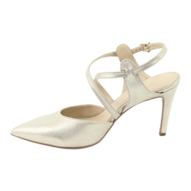 Anis Frauen Ledersandalen goldene Platinstreifen 4771 2