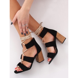 Schwarze Sandalen mit hohen Absätzen LL-229P Schwarz 2