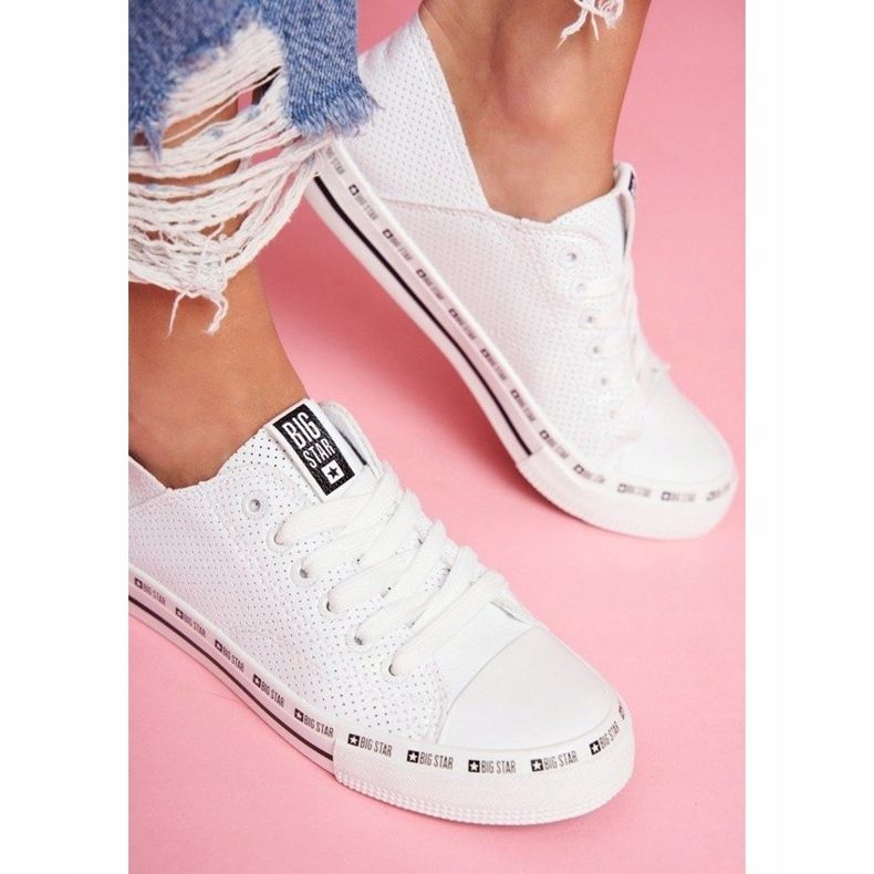 Weiße Damenschuhe, durchbrochene Turnschuhe Big Star FF274024 1