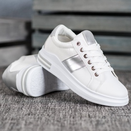 SHELOVET Sportschuhe zum Schnüren weiß 2