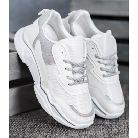 SHELOVET Sneakers auf der Plattform mit Glitzer weiß 2