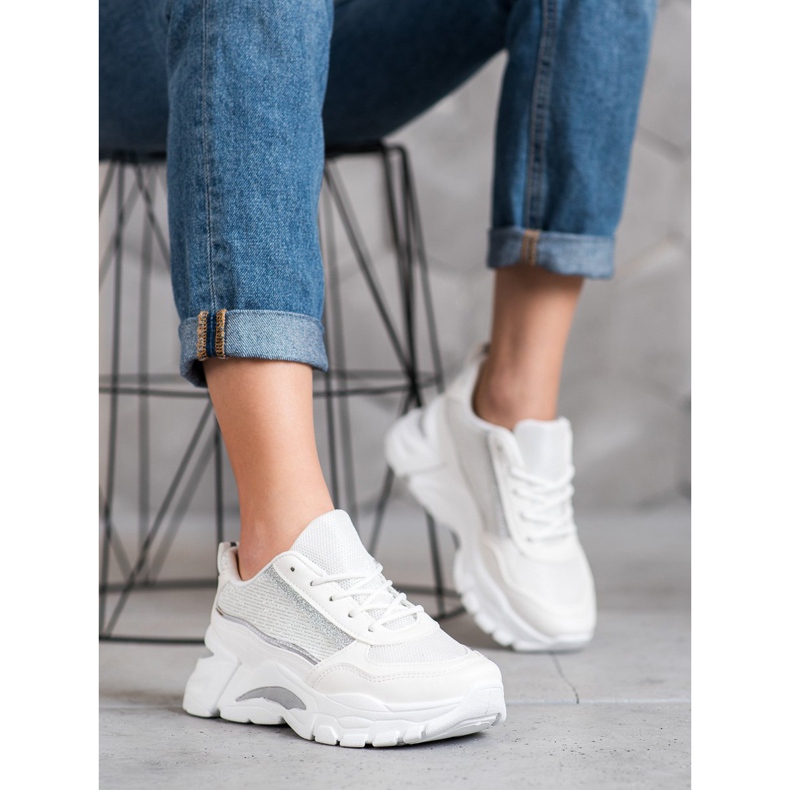 SHELOVET Stylische Sneaker mit Glitzer weiß 2