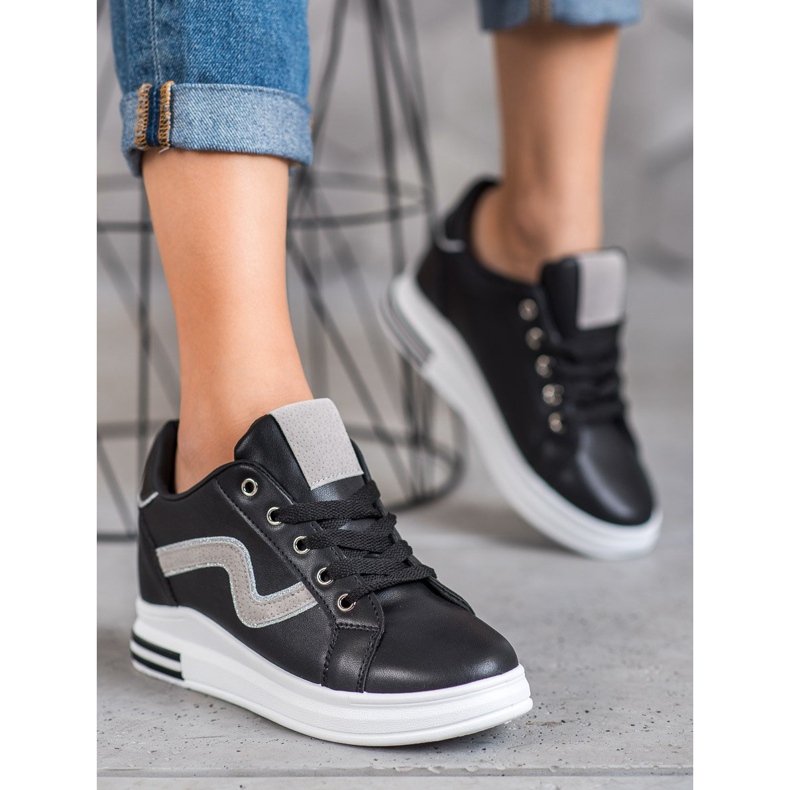 SHELOVET Sportschuhe mit verstecktem Keil schwarz 1