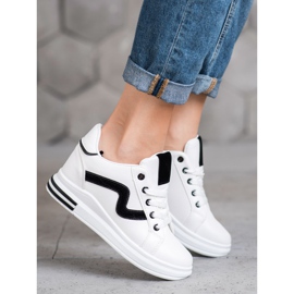 SHELOVET Sportschuhe mit verstecktem Keil weiß schwarz 2