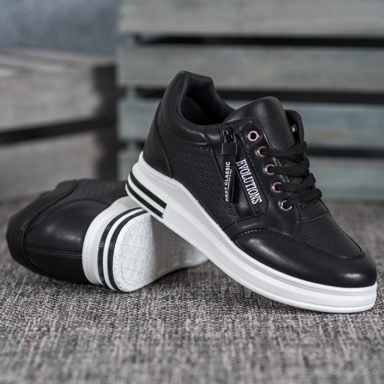 Weide Schwarze Evolutions-Turnschuhe 2