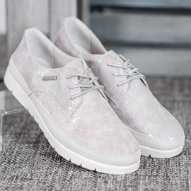 Filippo Leder-Brogues auf der Plattform grau 2