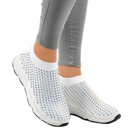 Weiße Sportschuhe mit Zirkonia LG27 1