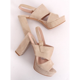 Sandalen auf der Post beige 9R02 Beige braun grün 1