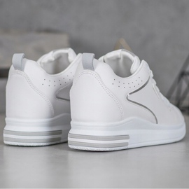 SHELOVET Weiße Schuhe mit verstecktem Keil 1